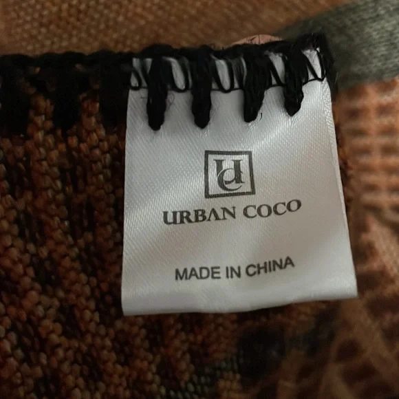 Urban Coco Wraparound Shawl - Picture 5 of 5